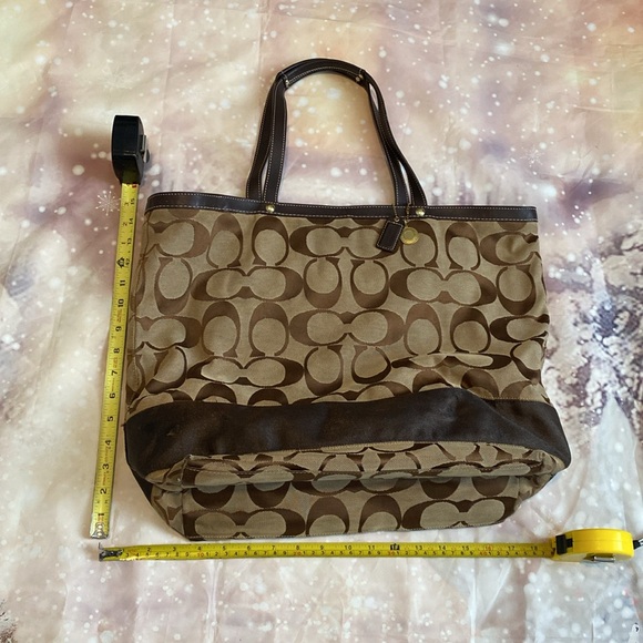 Coach Extra Large Brown Monogram Travel bag w/Leather Accents - Picture 3 of 13